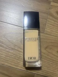 【美品】ディオールスキン　フォーエヴァーフルイドグロウ