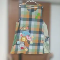 カラフル動物刺繍チェックエプロン　保育士