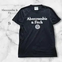 【アバクロンビー&フィッチ】ロゴアップリケ 半袖Tシャツ　ブラック　Sサイズ