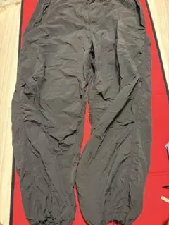 GU ナイロンパンツ　カーゴパンツ