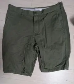 BEAMS オリーブ ショートパンツ Lのサムネイル