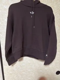 ブラウン フード付き パーカー adidasキティちゃんコラボaa adidas（アディダス）の「アディダス オリジナルス × ハローキティ