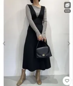 新品フォルムラインニットジャンパースカート