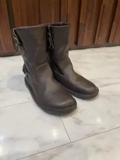 Item thumbnail for item 82d2e1a5-25c2-4019-857e-d2d2fc33dd09