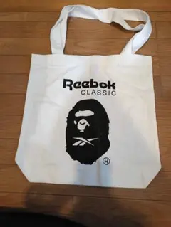 APE reebok コラボ　トートバック　エイプ　リーボックのサムネイル