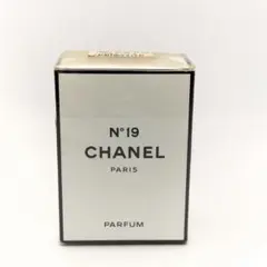 ■未使用フィルム付き　シャネル　N°19　パルファム　14ml