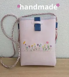 カラフル花刺繍のピンクポシェット　 ハンドメイド