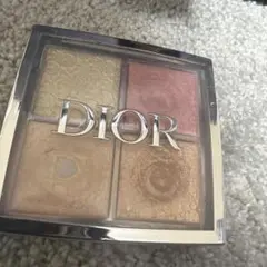 Dior バックステージフェイスグロウパレット004