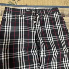 バーバリーブラックレーベル　ショートパンツ