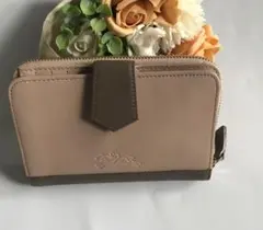 LONGCHAMP ロンシャン 二つ折り財布のサムネイル