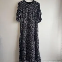 ロペピクニック　花柄 七分袖 Aラインワンピース　M【美品】