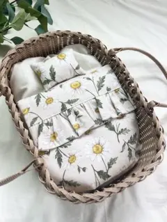 Item thumbnail for item cf4b9fb4-e852-46f1-b2ef-a6779ee9e6ef