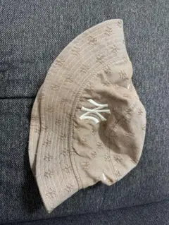 NEW ERA ベージュ バケットハット　ヤンキース
