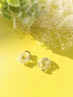 2way｜透明フラワーチャーム×シルバーフープピアス（チャーム取り外し可）