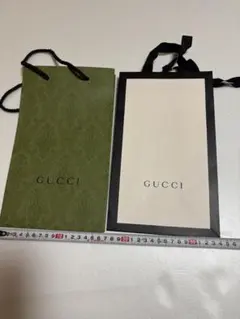 GUCCI ショップ袋 緑色と白色セット