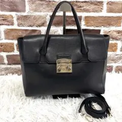 Item thumbnail for item 94cacb7a-35e3-44e7-be72-a2f42f02fd4b