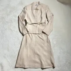 【未使用品タグ付き】セットアップスーツ 9号 膝丈スカート ベルト付 ベージュ