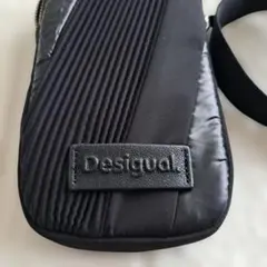 Desigual スマホショルダーバッグ ブラックのサムネイル