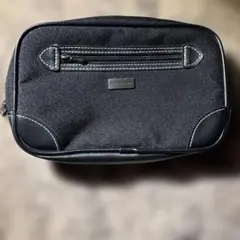 バーバリー　化粧ポーチ　ブラック　BURBERRYのサムネイル