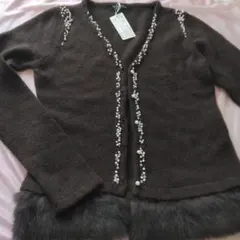 ビーズ、スパンコール　アンゴラ　ファー付カーディガン