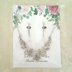 ラブティアラ　ネックレス 　イヤリング　セット　フラワー　ビーズ