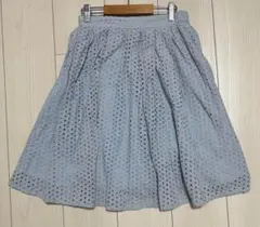 美品 KBF アンバーリサーチフレアスカート ギャザー刺繍 膝丈 ウエストゴム