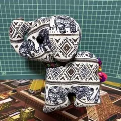 アジアン雑貨ゾウの置物【布製】