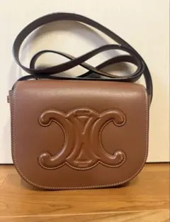 CELINE ショルダーバッグ　トリオンフ　フォルコ　キュイル　ブラウンのサムネイル