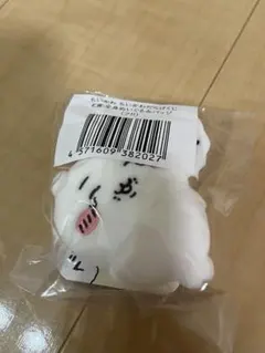ちいかわ ちいかわだらけくじ E賞 全身ぬいぐるみバッジのサムネイル