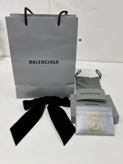 BALENCIAGA バレンシアガ バレンタイン ギフト クッキー型 非売品