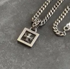 クロムハーツ フレームド CHプラス チャーム シルバー SV925 トップ クロムハーツフレームドCHプラスチャーム|クロムハーツ通販専門店