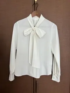UNITED ARROWS サテン バイカラー ボウタイ ブラウス 長袖 - メルカリ