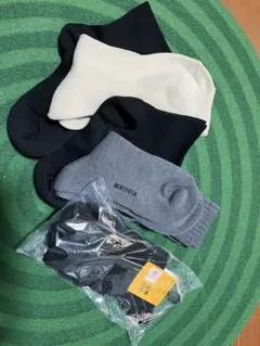 新品　UNIQLO大きめ靴下５足セット