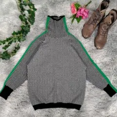 kawaii◎美品！ニットセーター ハイネック タートルネック 総柄 お洒落