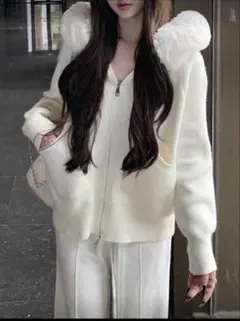 SHEIN ファー 付き ニット パーカー アイボリー 白 カーディガン