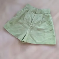 ザラZARAトレンドカラーボタニカルグリーンコットンリネンショートパンツ