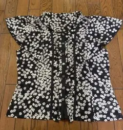 ハナイユキコ美品✨花柄 フリル 半袖 ブラウス ブラックLのサムネイル