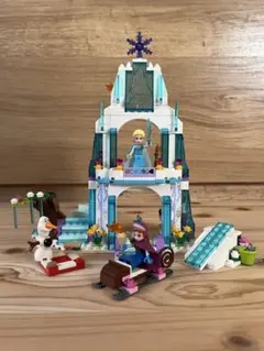 【欠品なし】レゴ ディズニープリンセス エルサのきらめく氷のお城 41062
