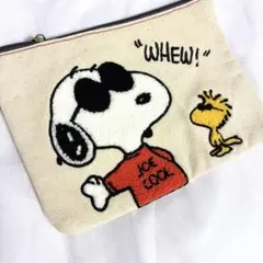 SNOOPY フラットケース　　　　　　　　　　　スヌーピー サガラポーチ