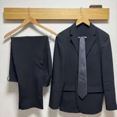 ユニクロ 感動ジャケット&感動パンツ 黒 Lサイズ スーツ ネクタイおまけ