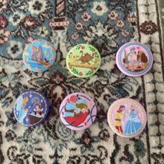 ディズニー刺繍缶バッチ　6点セット