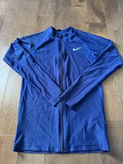 Nike ネイビー ラッシュガード 100cm~