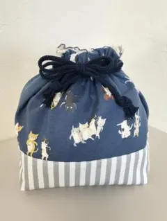 猫プリント巾着袋　お弁当袋 ネイビー