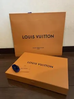 LOUIS VUITTON ショップ袋 空箱 リボン メッセージカードセットのサムネイル