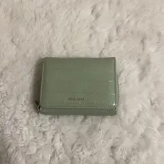 ニコアンド　三つ折り財布