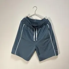 GYMSHARK グリーンショートパンツ Mサイズ ジムシャーク