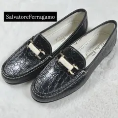 極美品　 フェラガモ　ガンチーニバックル ローファー　クロコ型押し　黒　23.5