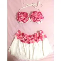 チュアンピサマイ 水着