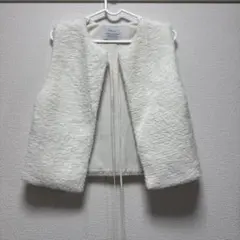 alumu ホワイトファーノースリーブベスト