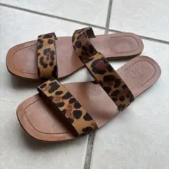 ZARA レオパード柄 フラットサンダル　24.5cmのサムネイル